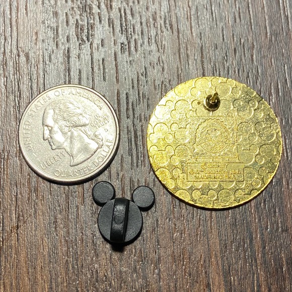 Disney Park Star Wars Green Rebel Alliance Emblem 2015 gold Circle Trading pin - Picture 3 of 4